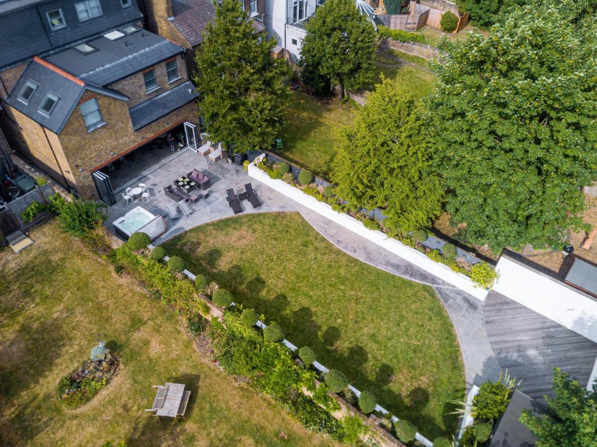 Dream House London With Gym, Cinema And Housekeeper Villa Ealing Luaran gambar