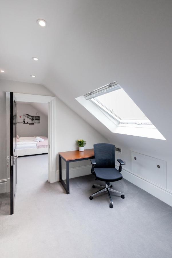 Dream House London With Gym, Cinema And Housekeeper Villa Ealing Luaran gambar